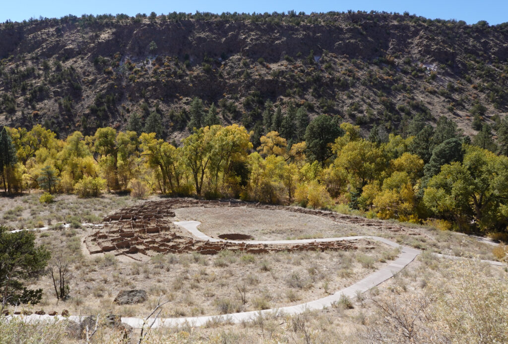 Tyuonyi Village remains...